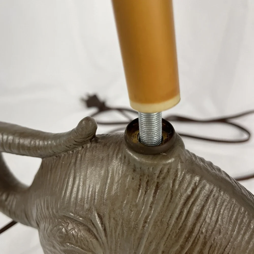 Vintage Rare Lamp Unique Ceramic Dinosaur Diplodocus NEEDS REPAIRS